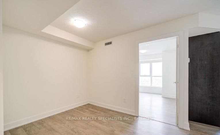 7 mabelle Avenue, Unit 2703 thumbnail 5