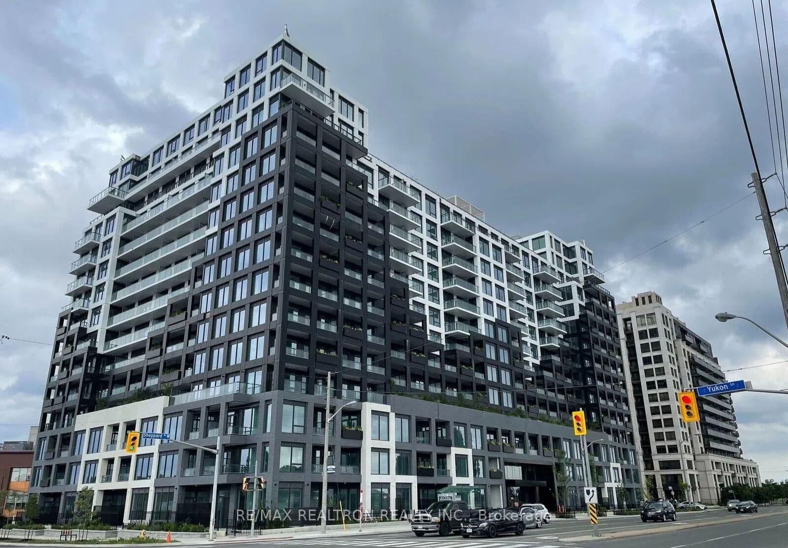 #1033 - 1100 Sheppard Avenue W