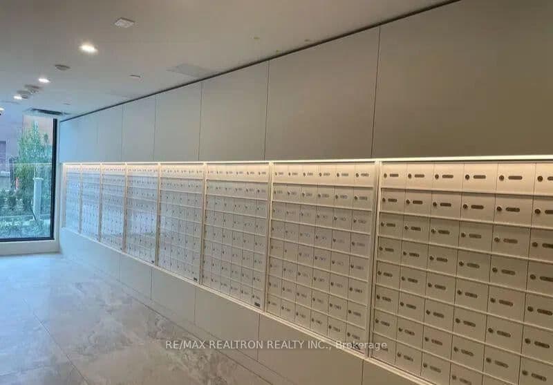 1100 Sheppard Avenue W, Unit 1033 thumbnail 7
