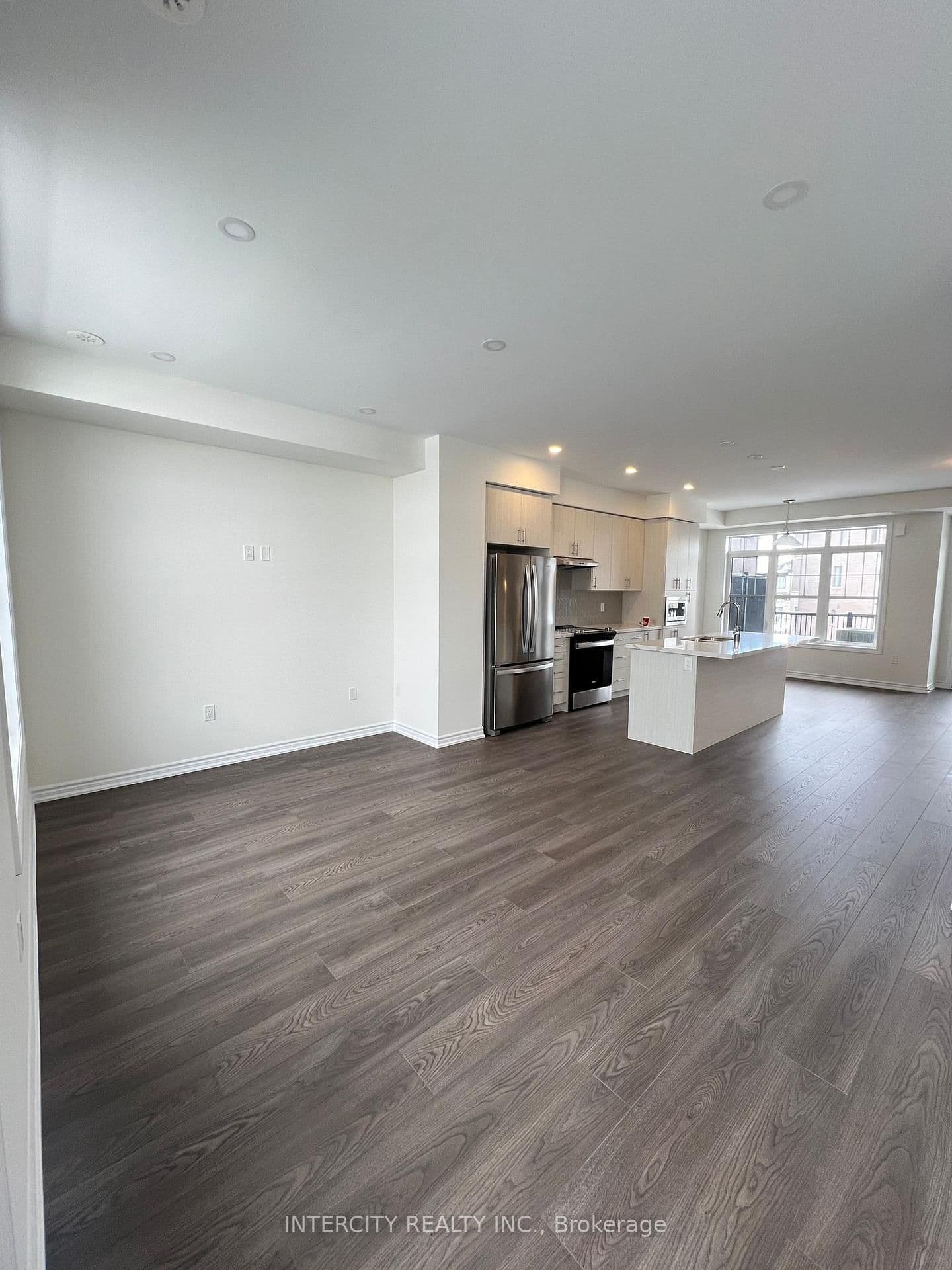 392 Tim Manley Avenue thumbnail 7