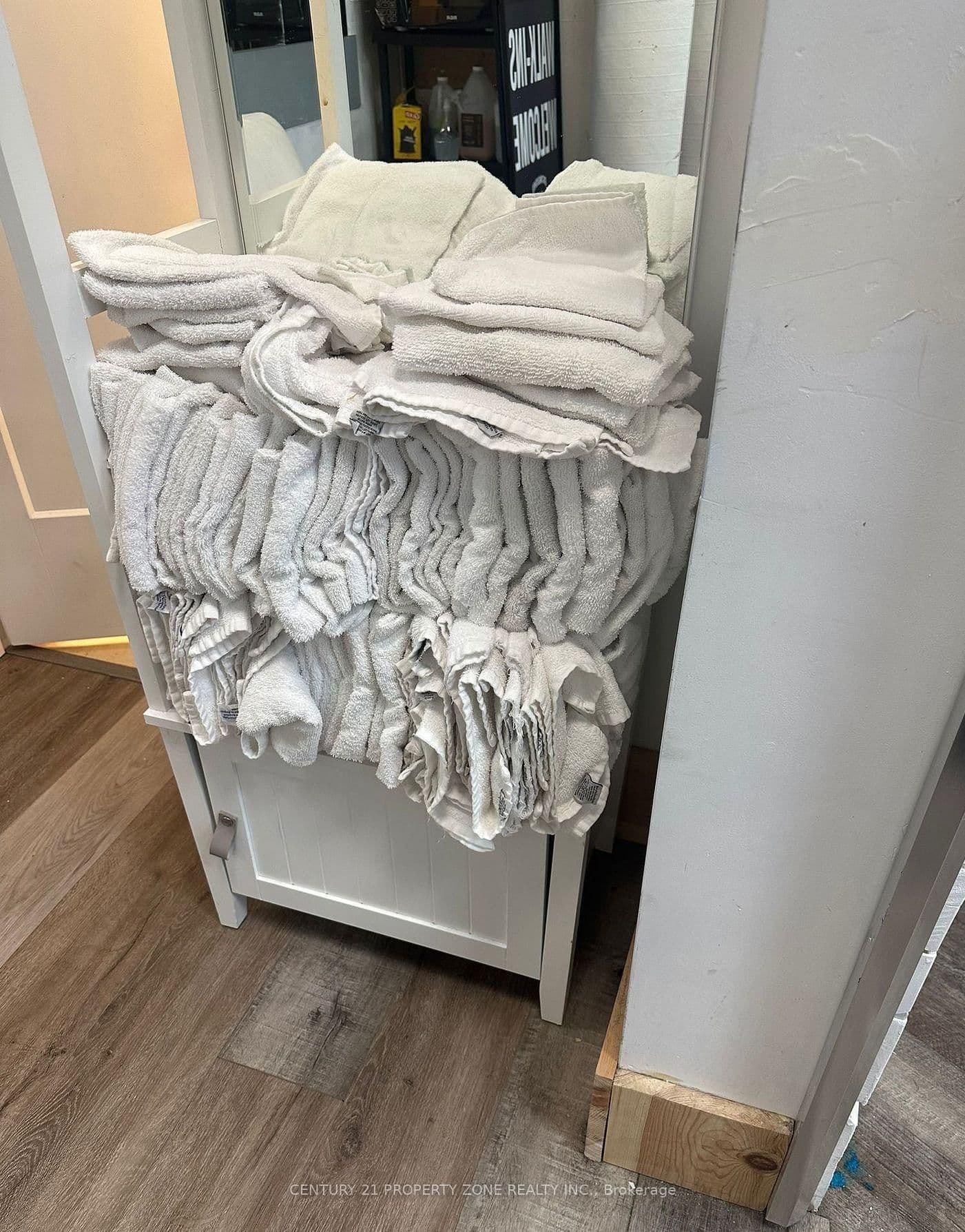 2067 Lake Shore Boulevard W, Unit 109 thumbnail 13