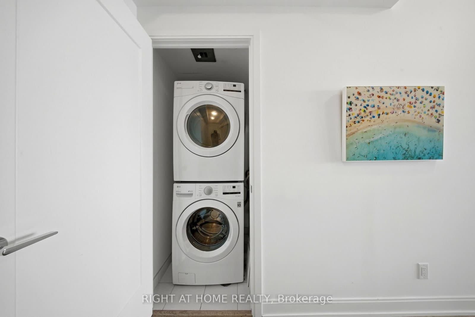 70 Annie Craig Drive, Unit 2605 thumbnail 21