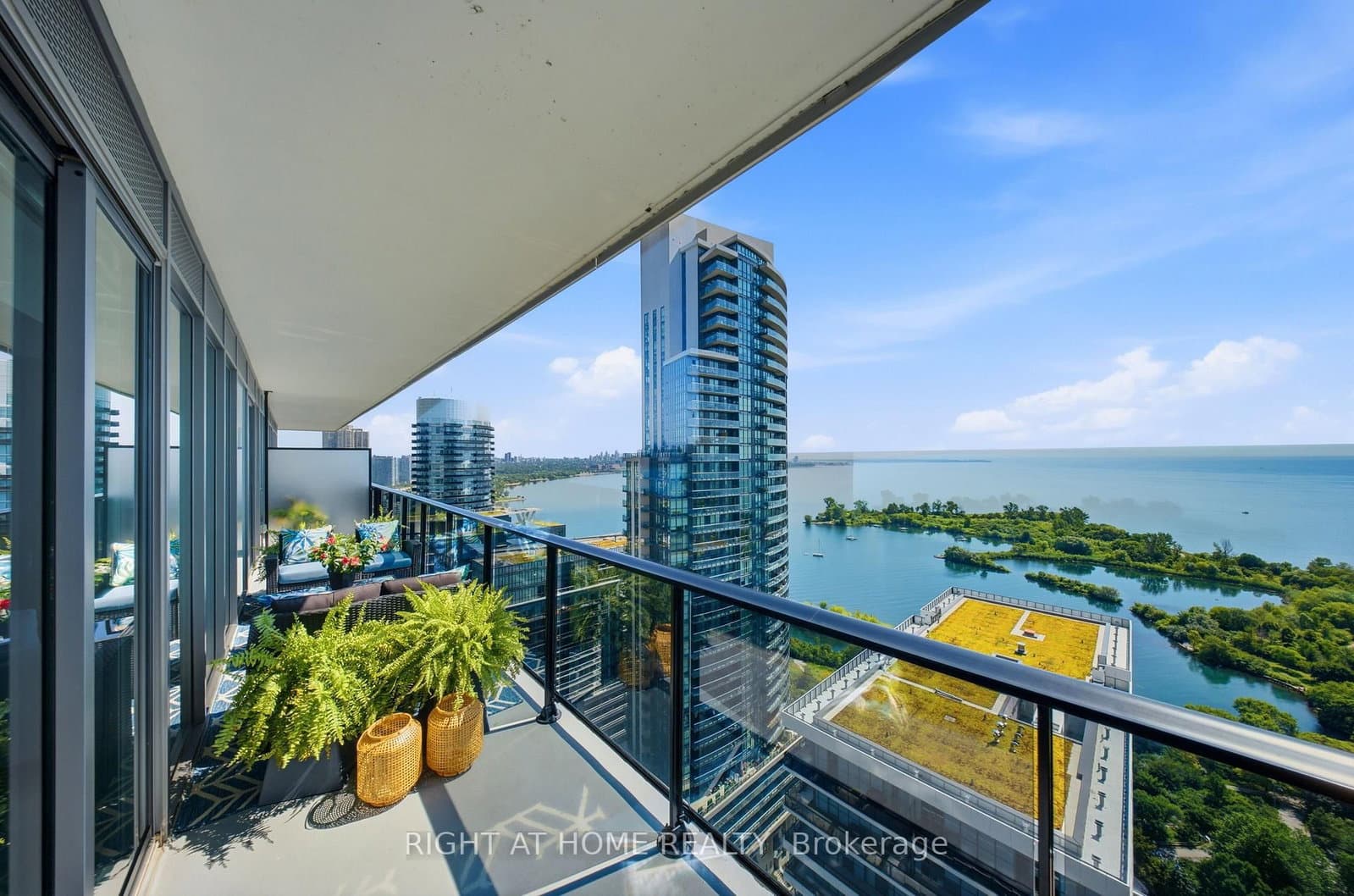 70 Annie Craig Drive, Unit 2605 thumbnail 3