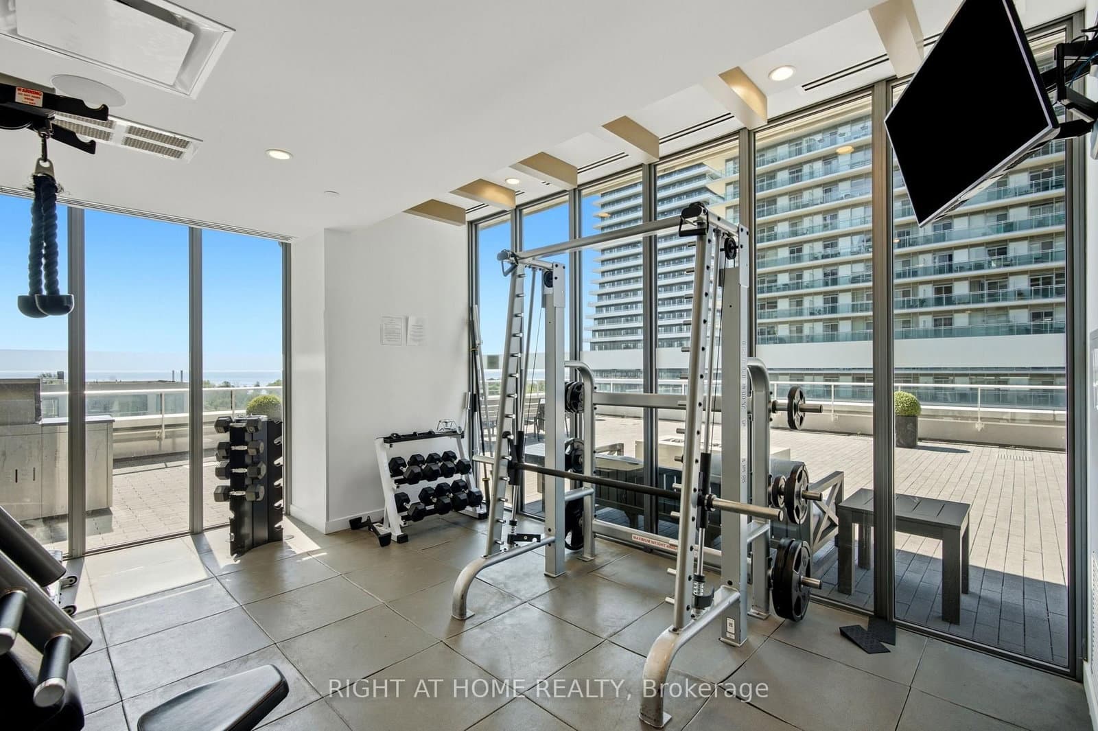 70 Annie Craig Drive, Unit 2605 thumbnail 31