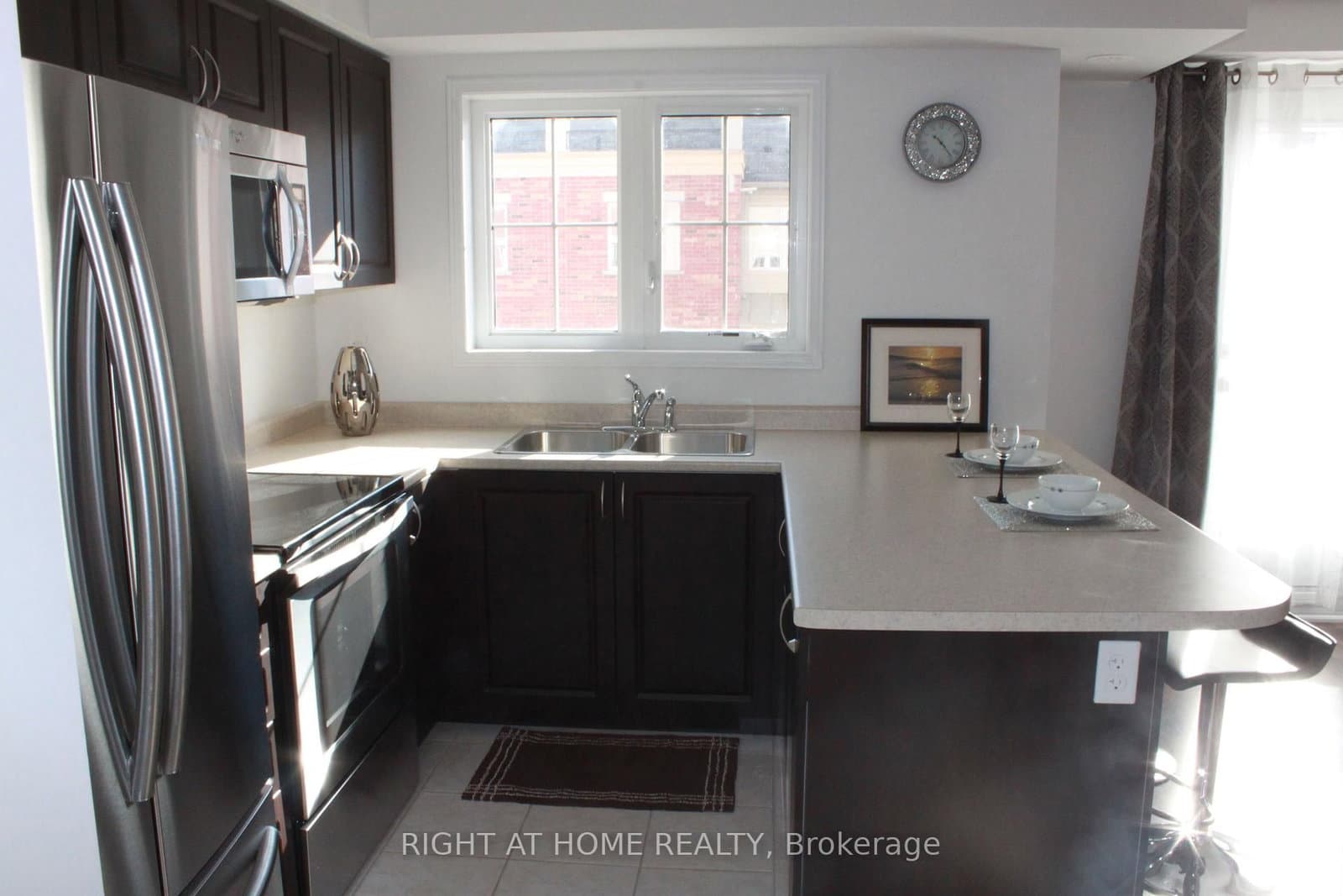 47 Hays Boulevard, Unit 10 thumbnail 6