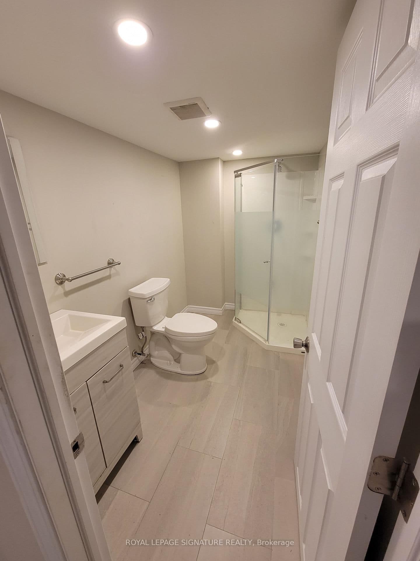 498 Horner Avenue, Unit L4 thumbnail 7