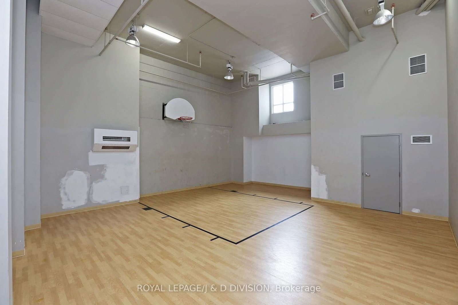 816 Lansdowne Avenue, Unit 511 thumbnail 28