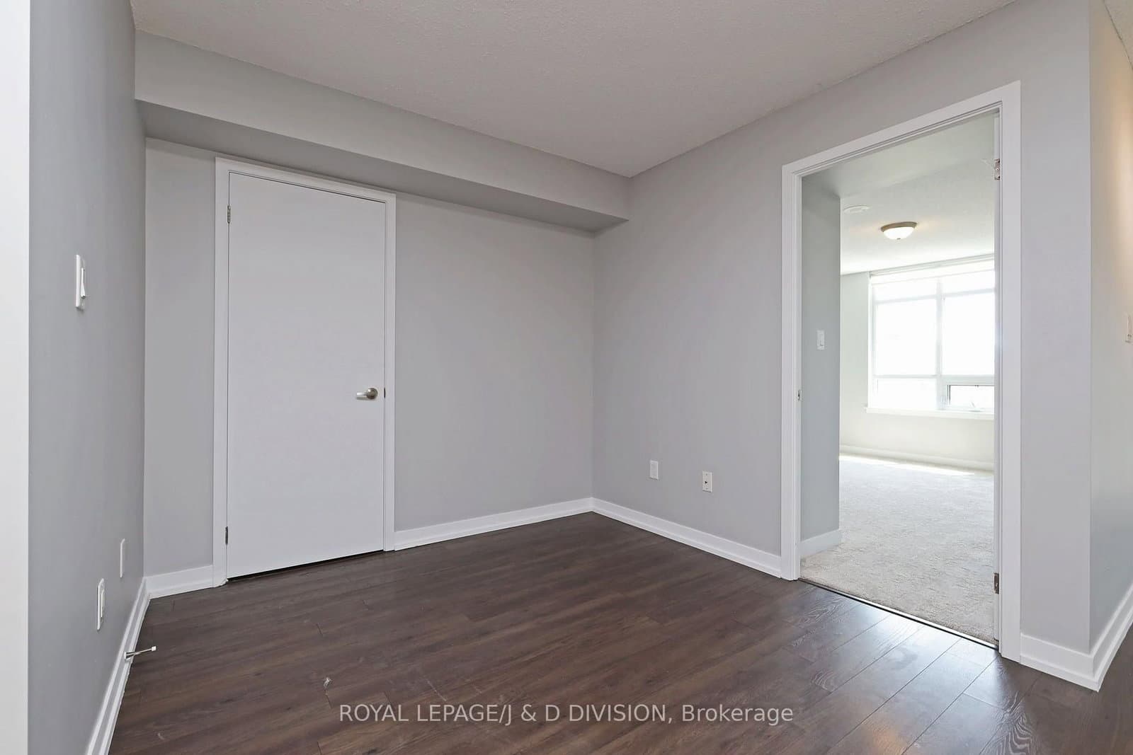 816 Lansdowne Avenue, Unit 511 thumbnail 8