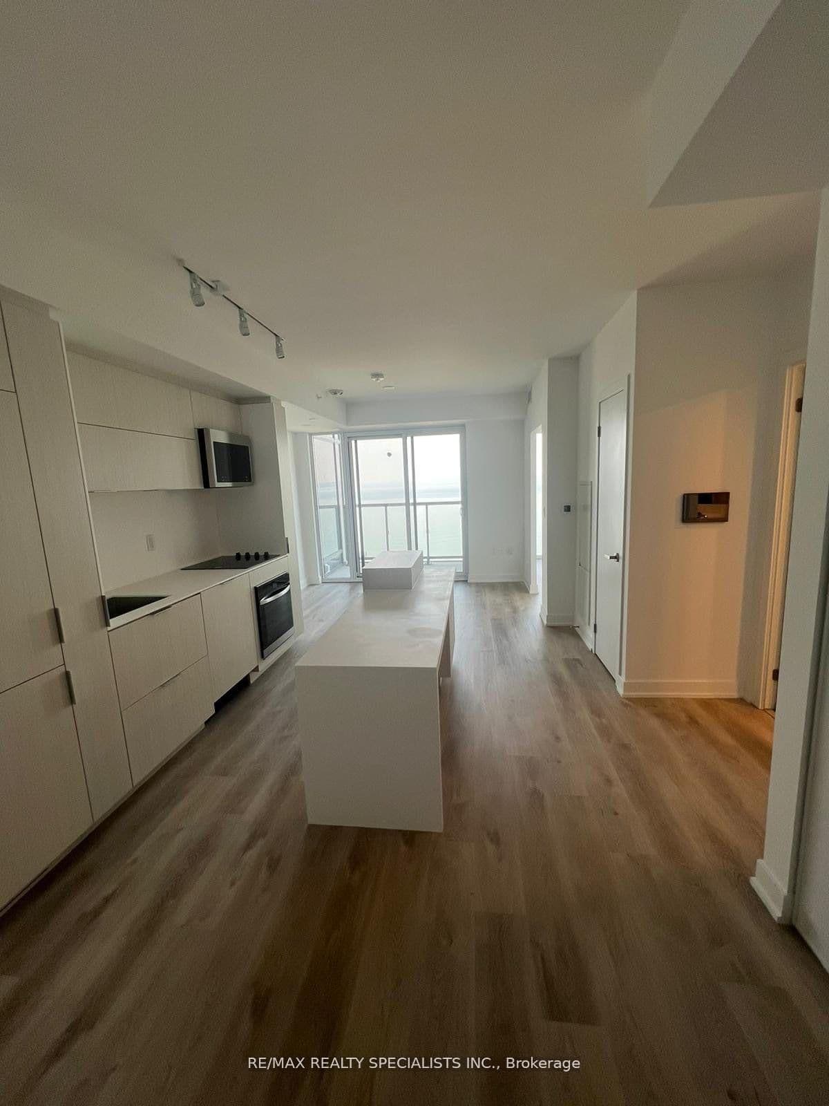 370 Martha Street S, Unit 1206 thumbnail 5