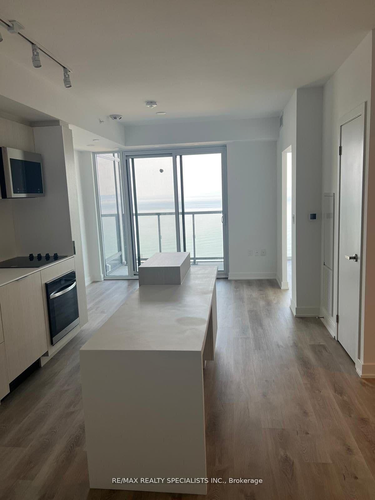 370 Martha Street S, Unit 1206 thumbnail 7