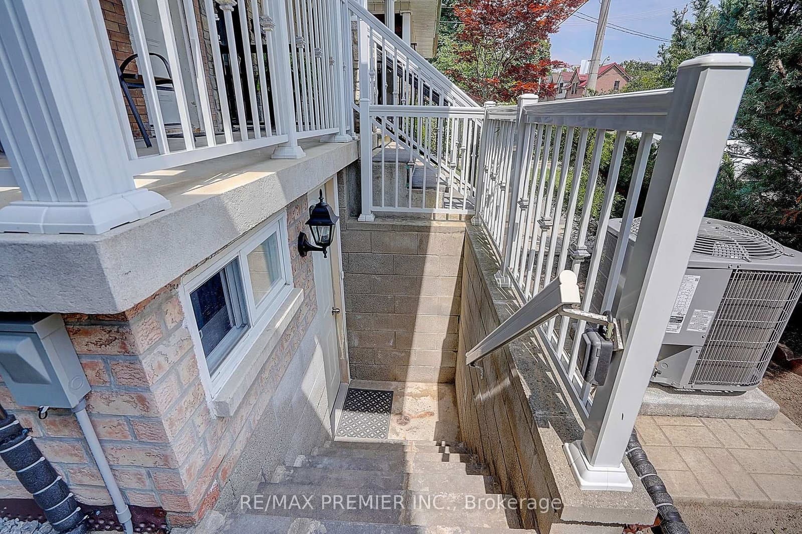 72 Symington Avenue thumbnail 8