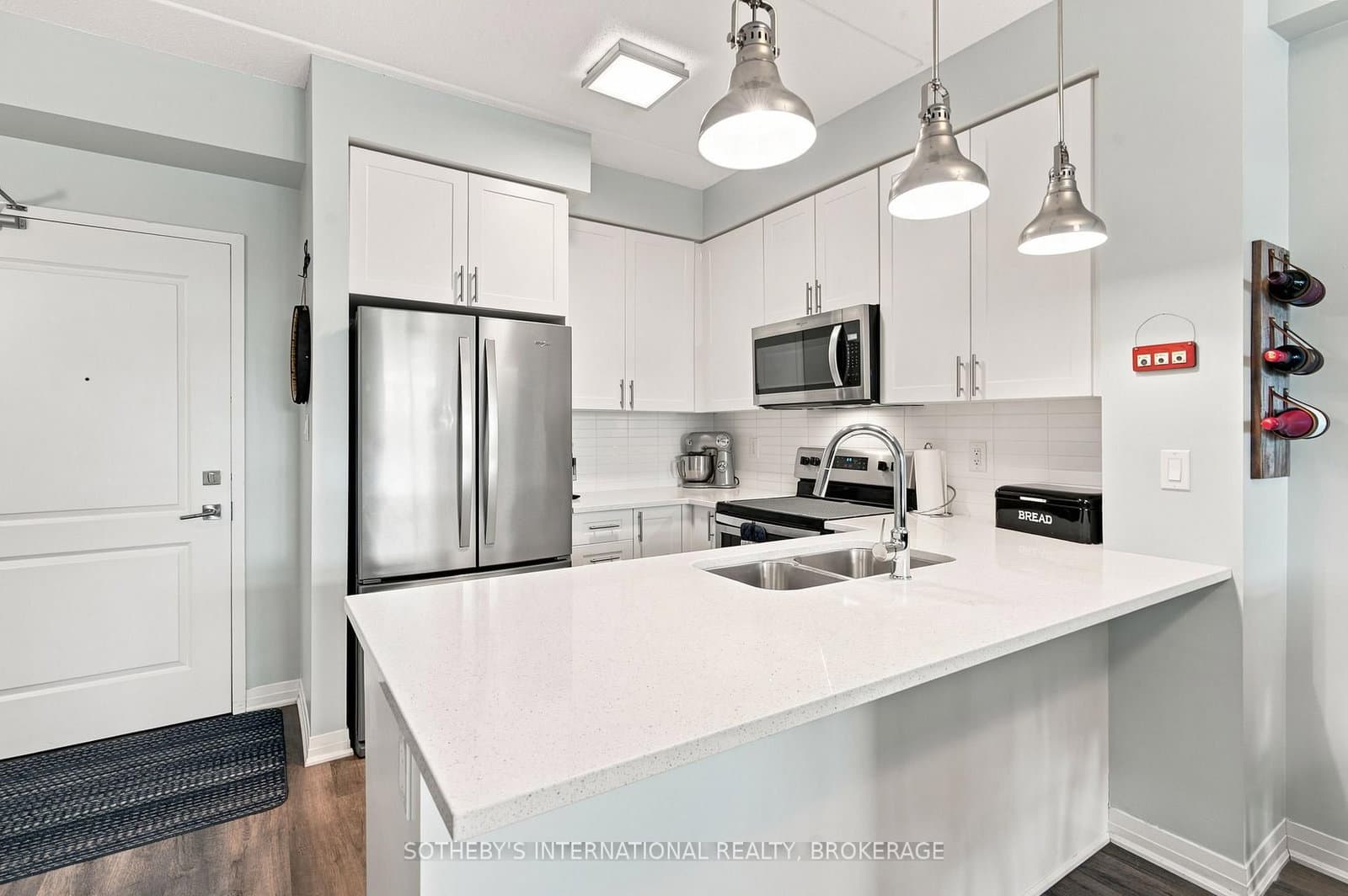 610 Farmstead Drive, Unit 126 thumbnail 10