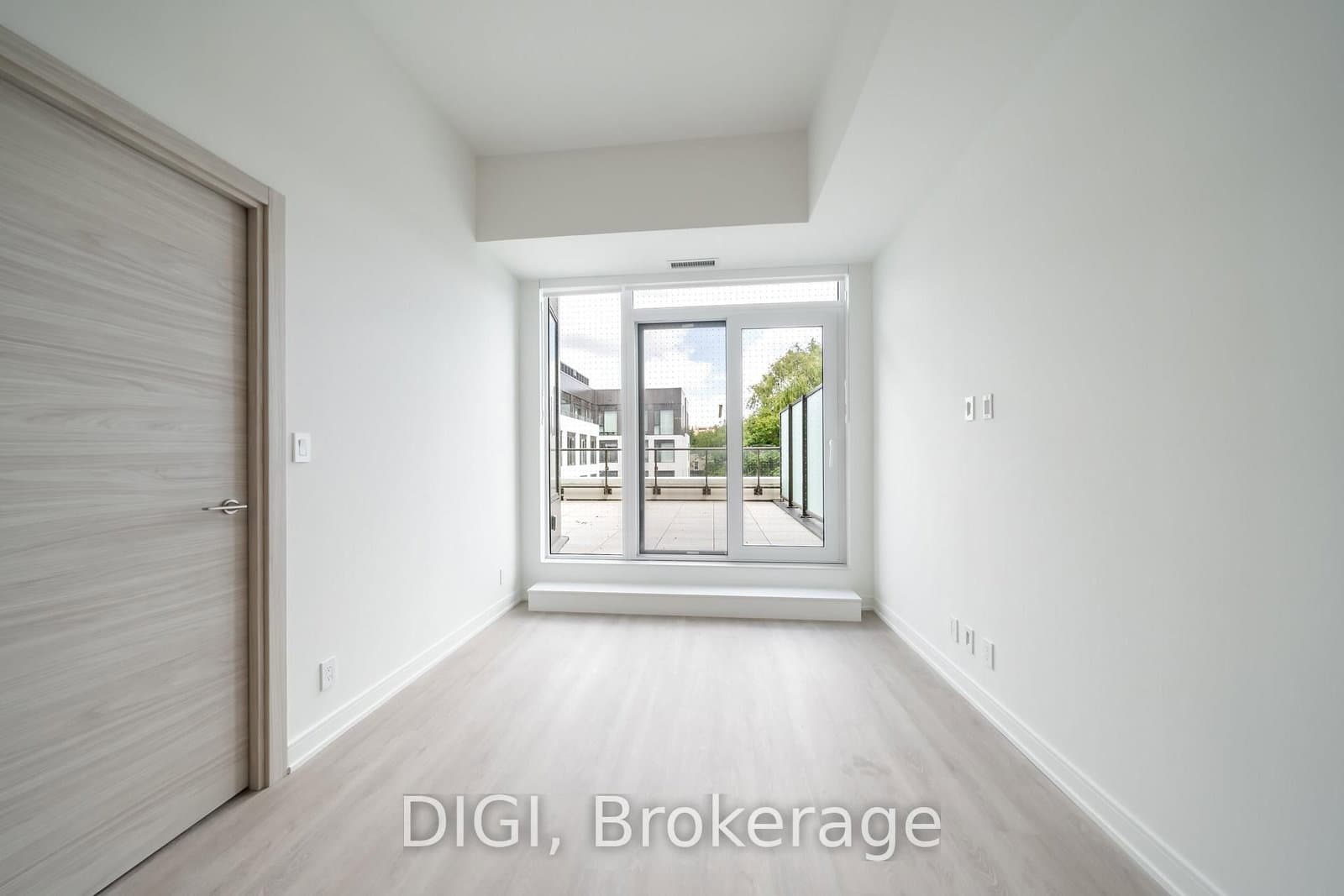 485 Perth Avenue, Unit W426 thumbnail 9