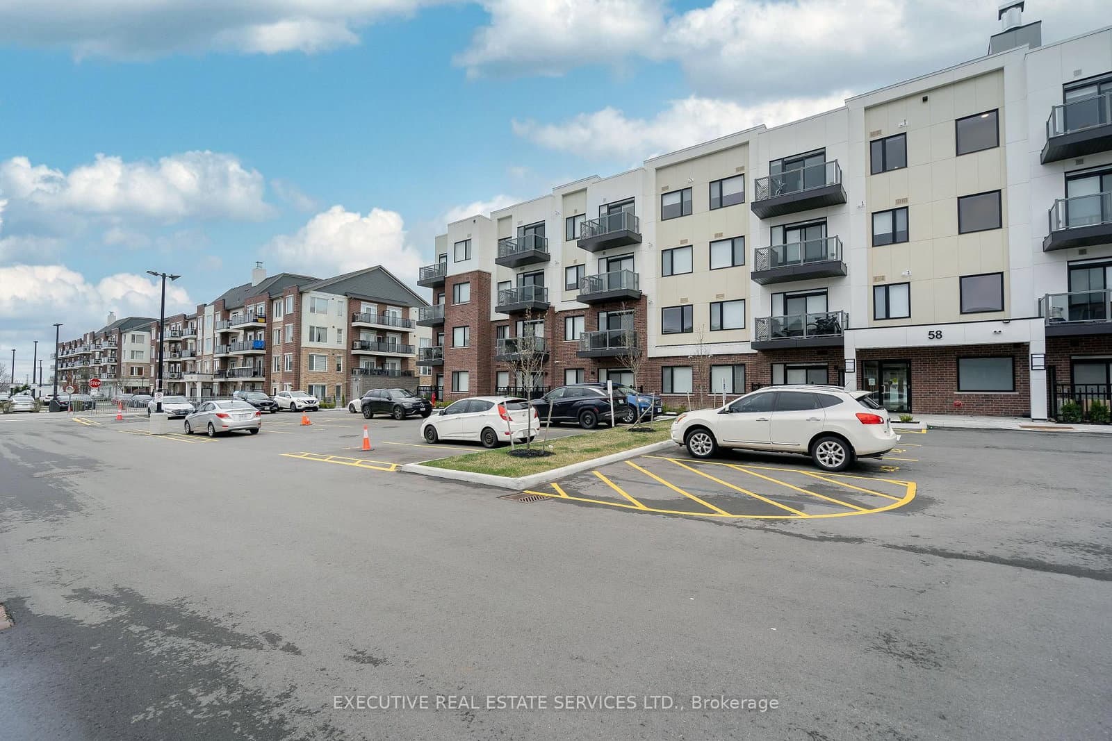 58 Sky Harbour Drive, Unit 402 thumbnail 2
