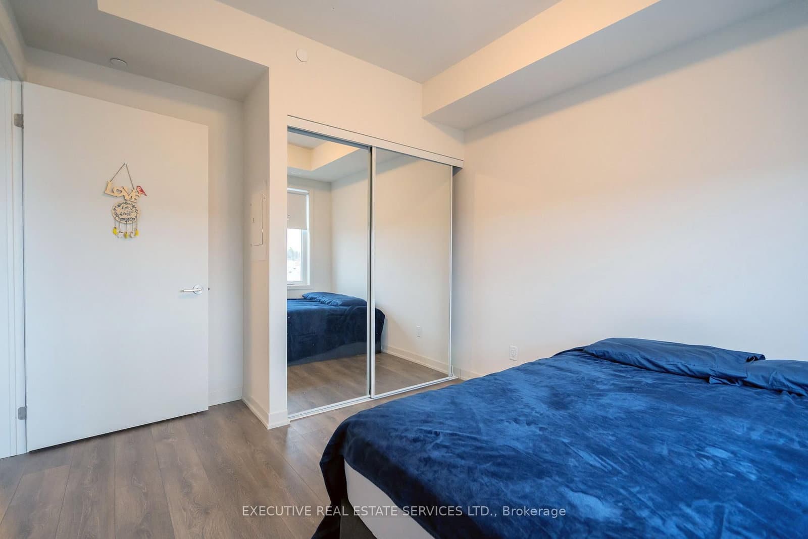 58 Sky Harbour Drive, Unit 402 thumbnail 24