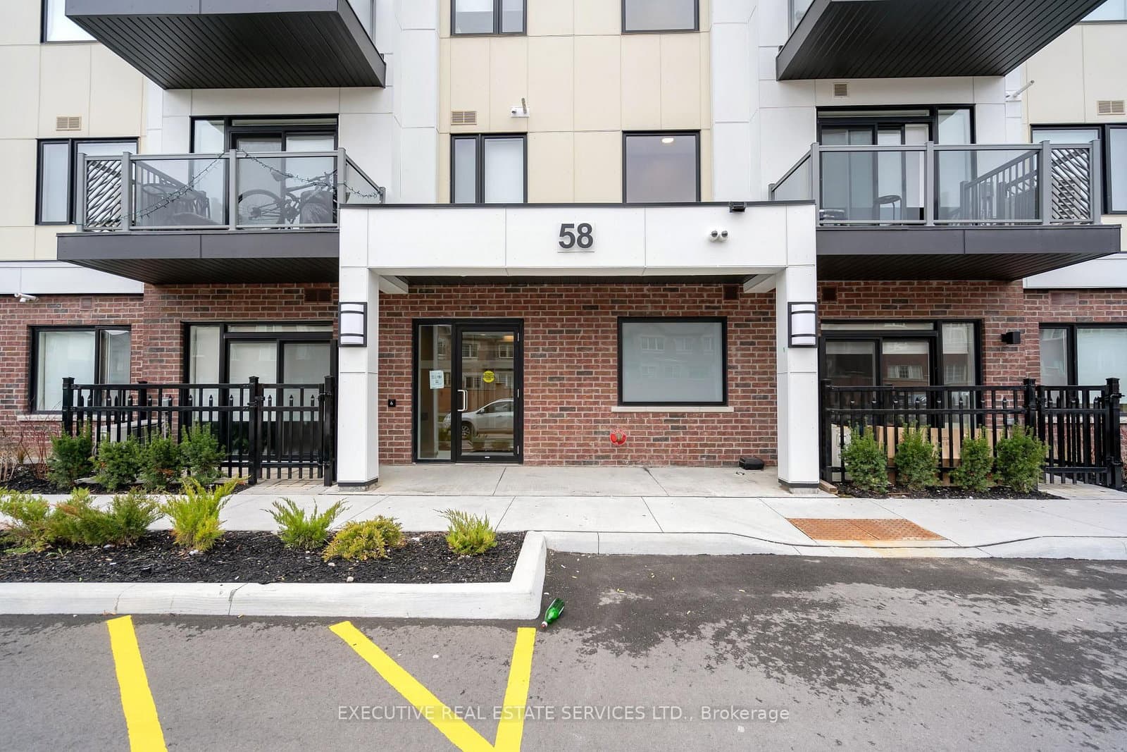 58 Sky Harbour Drive, Unit 402 thumbnail 7