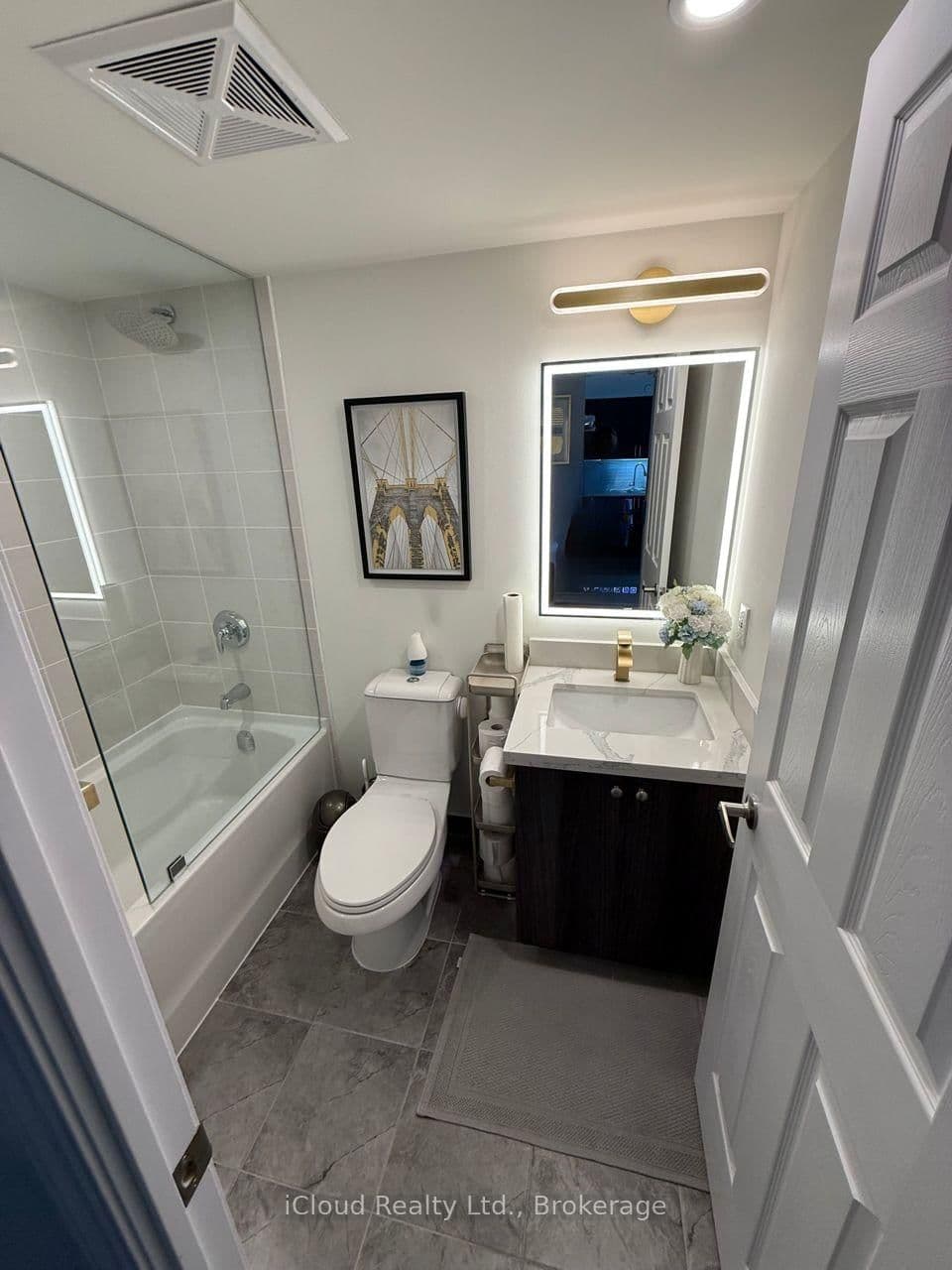 716 Main Street E, Unit 210 thumbnail 15