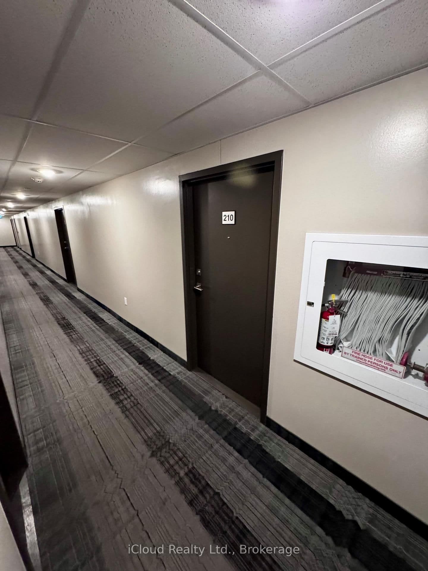 716 Main Street E, Unit 210 thumbnail 2