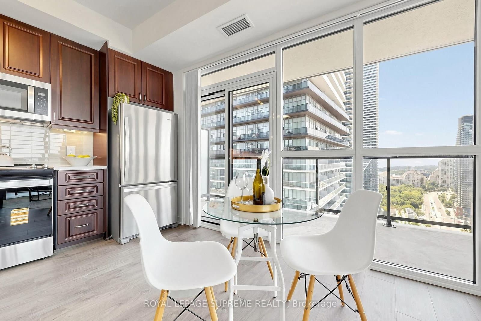 38 Annie Craig Drive, Unit 2708 thumbnail 10