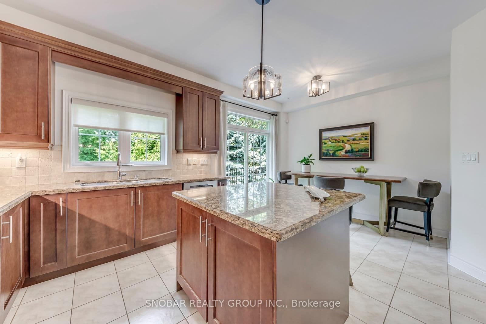 208 La Rose Avenue, Unit 9 thumbnail 16