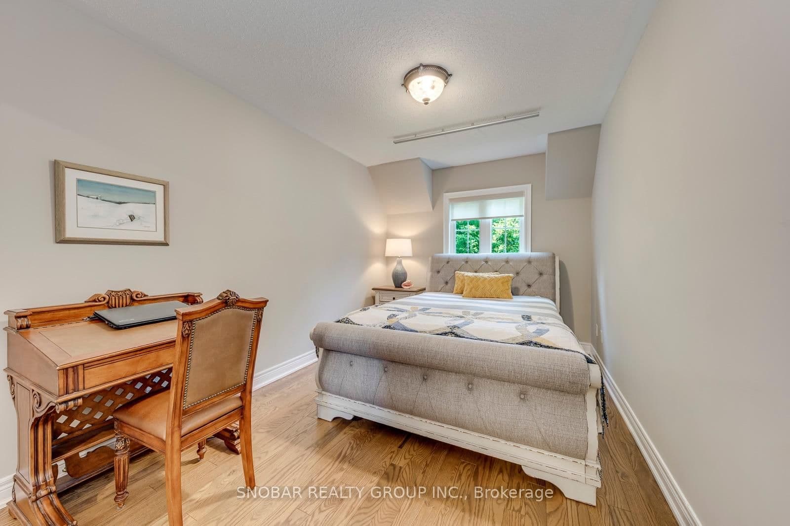 208 La Rose Avenue, Unit 9 thumbnail 22