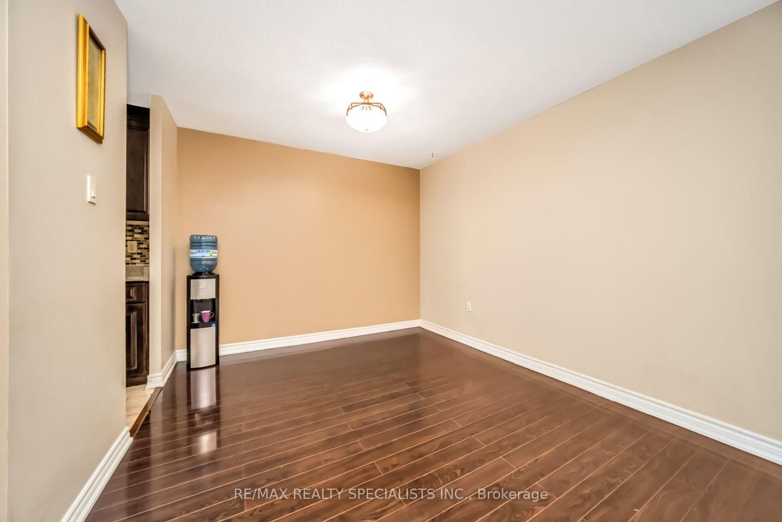 4 Kings Cross Road, Unit 1008 thumbnail 14