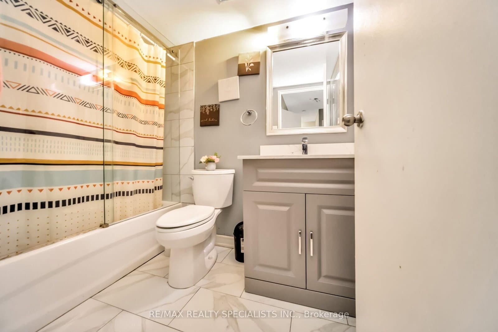 4 Kings Cross Road, Unit 1008 thumbnail 26