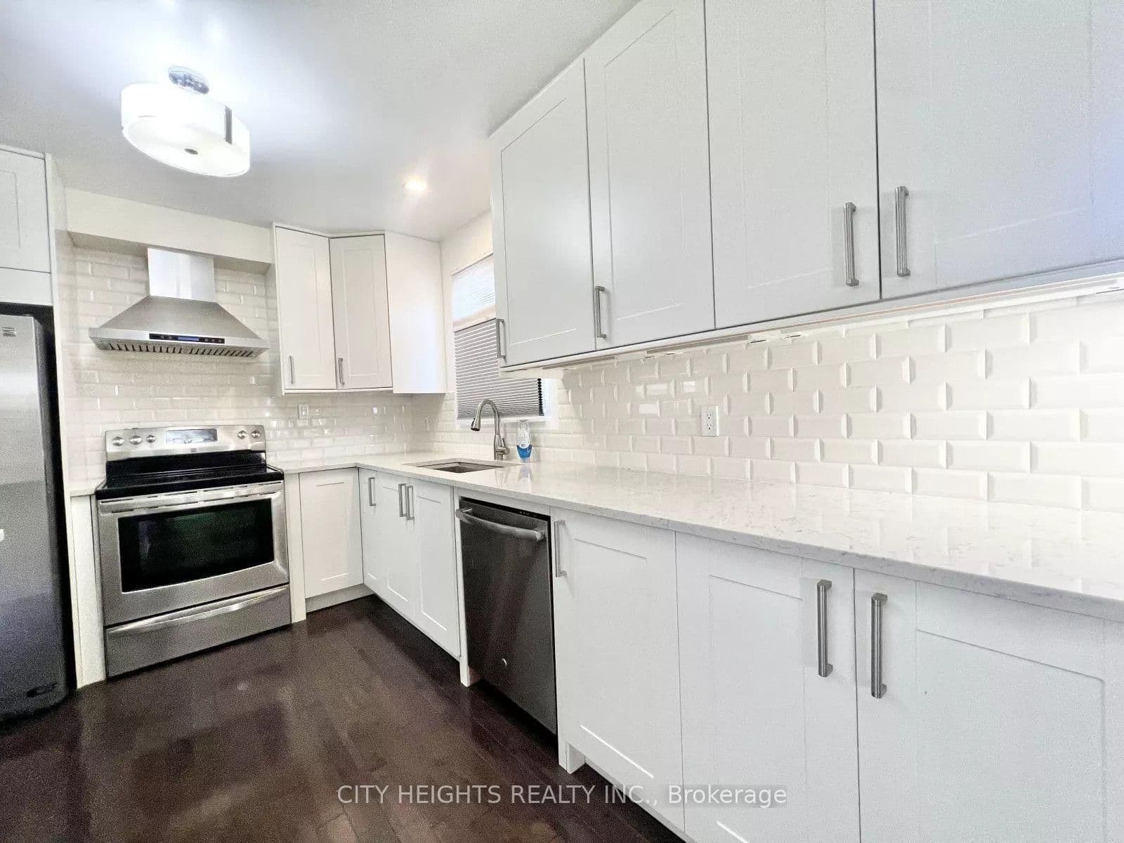 45 Hansen Road N, Unit 20 thumbnail 8