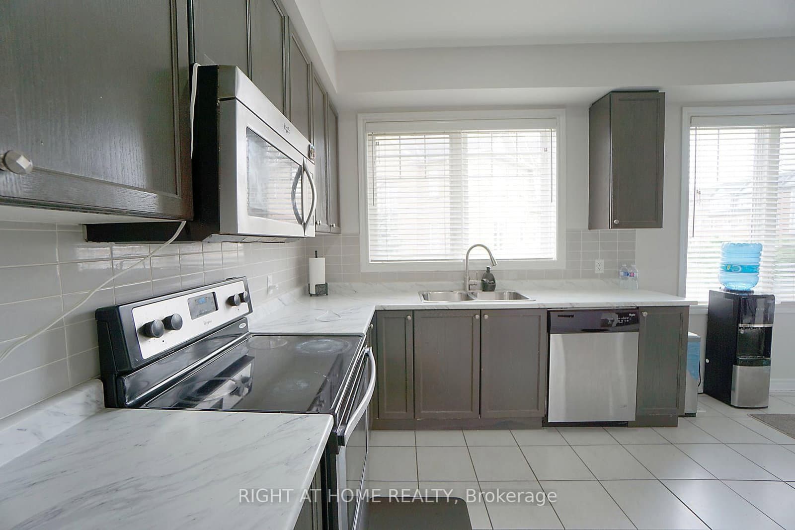15 Magdalene Crescent thumbnail 17