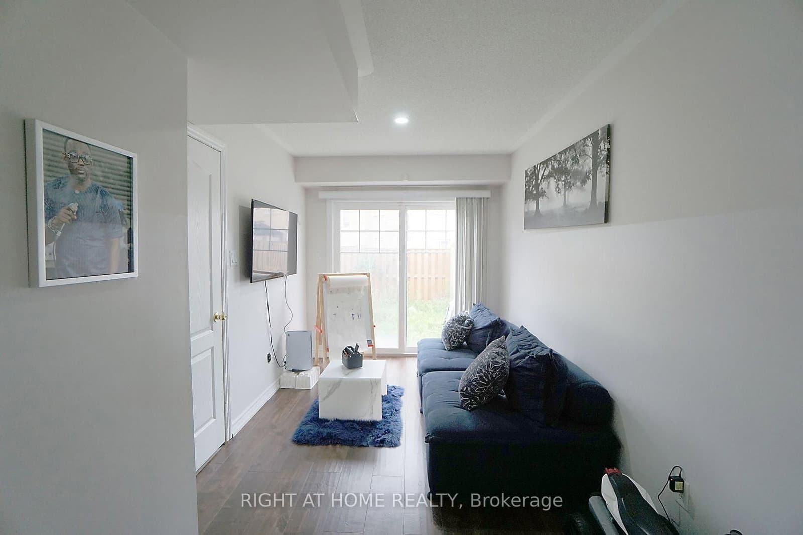 15 Magdalene Crescent thumbnail 5