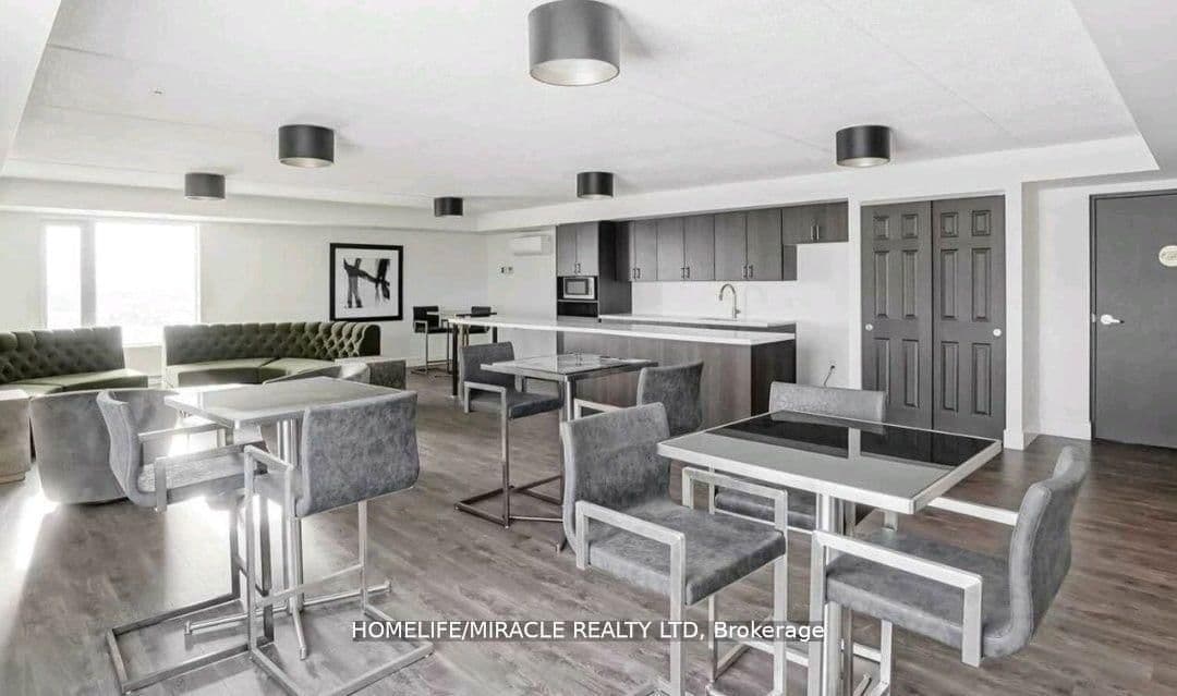716 Main Street E, Unit 607 thumbnail 8