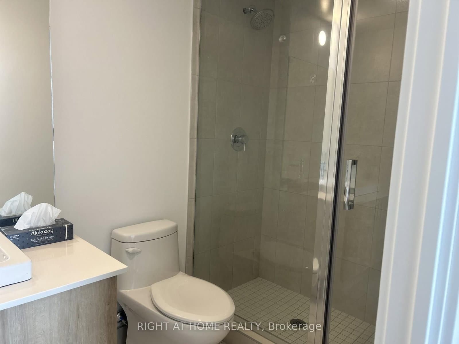 1195 The Queensway, Unit 704 thumbnail 13