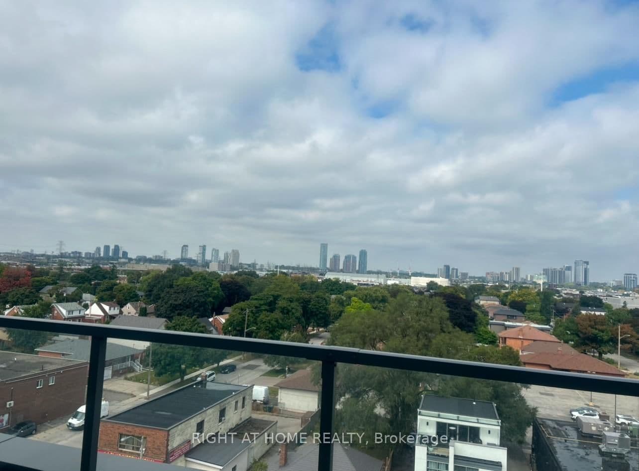 1195 The Queensway, Unit 704 thumbnail 18