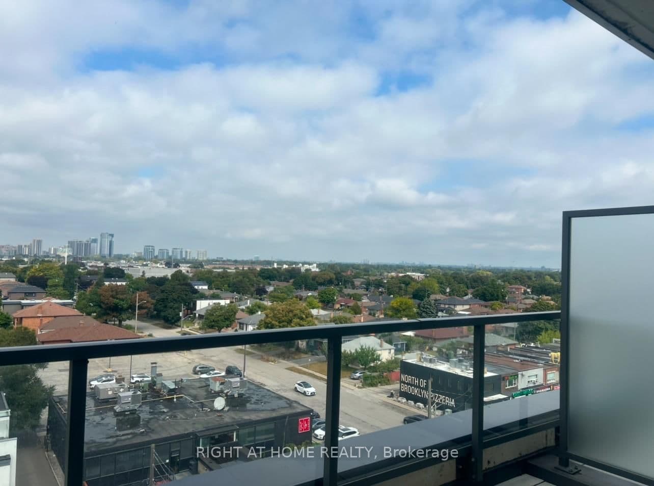 1195 The Queensway, Unit 704 thumbnail 19