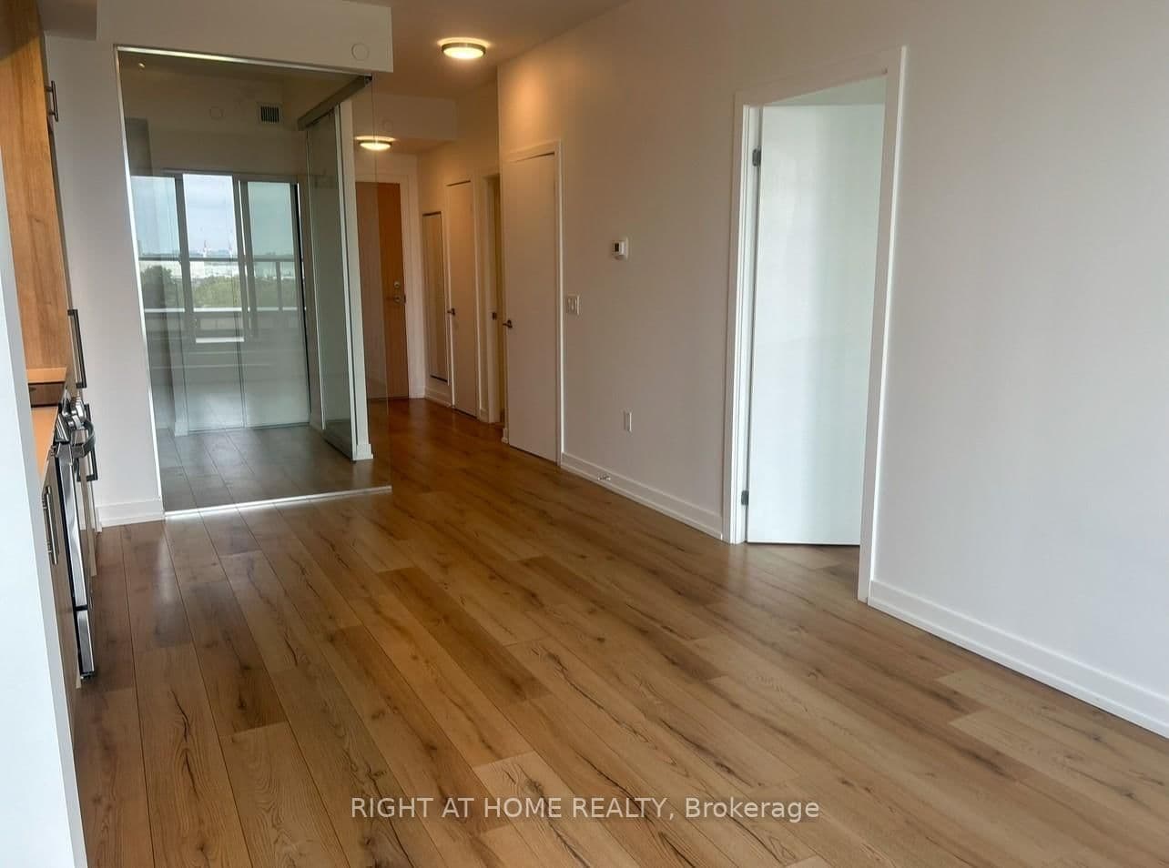 1195 The Queensway, Unit 704 thumbnail 8