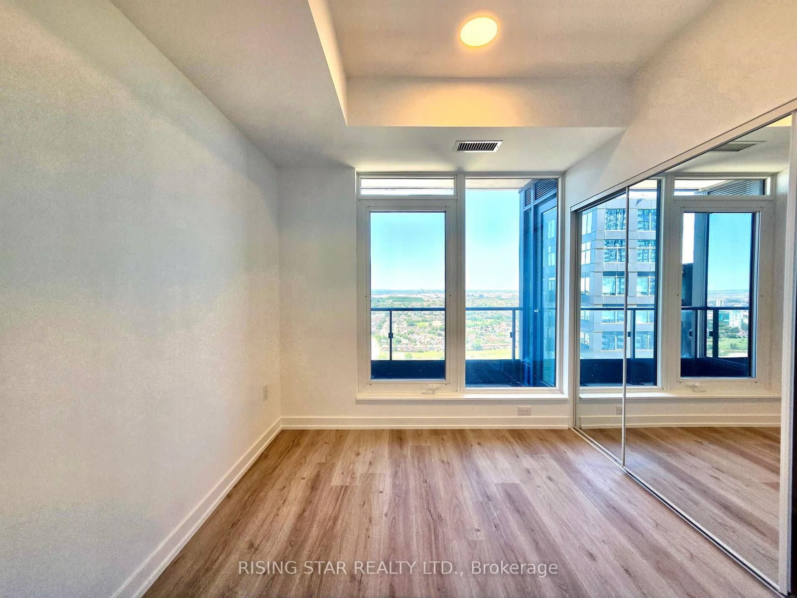 395 Square One Drive, Unit 3703 thumbnail 20