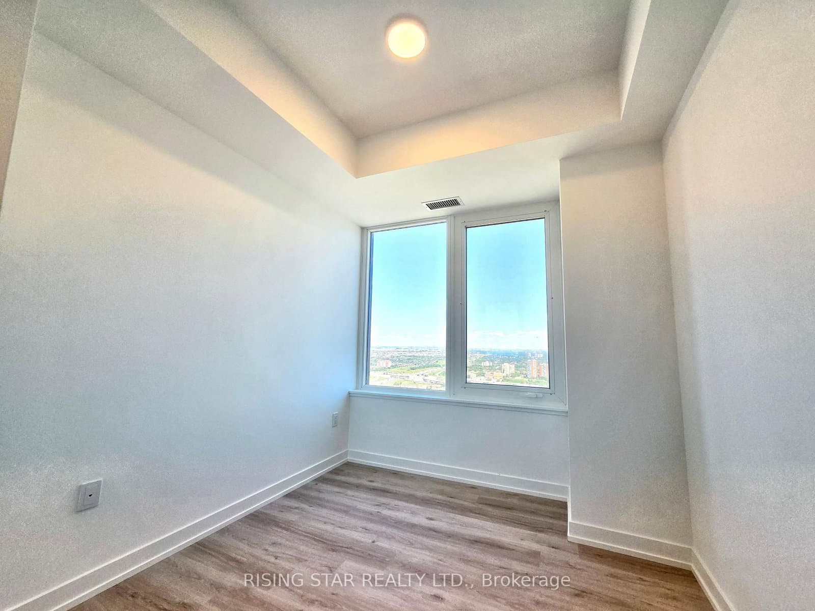 395 Square One Drive, Unit 3703 thumbnail 25