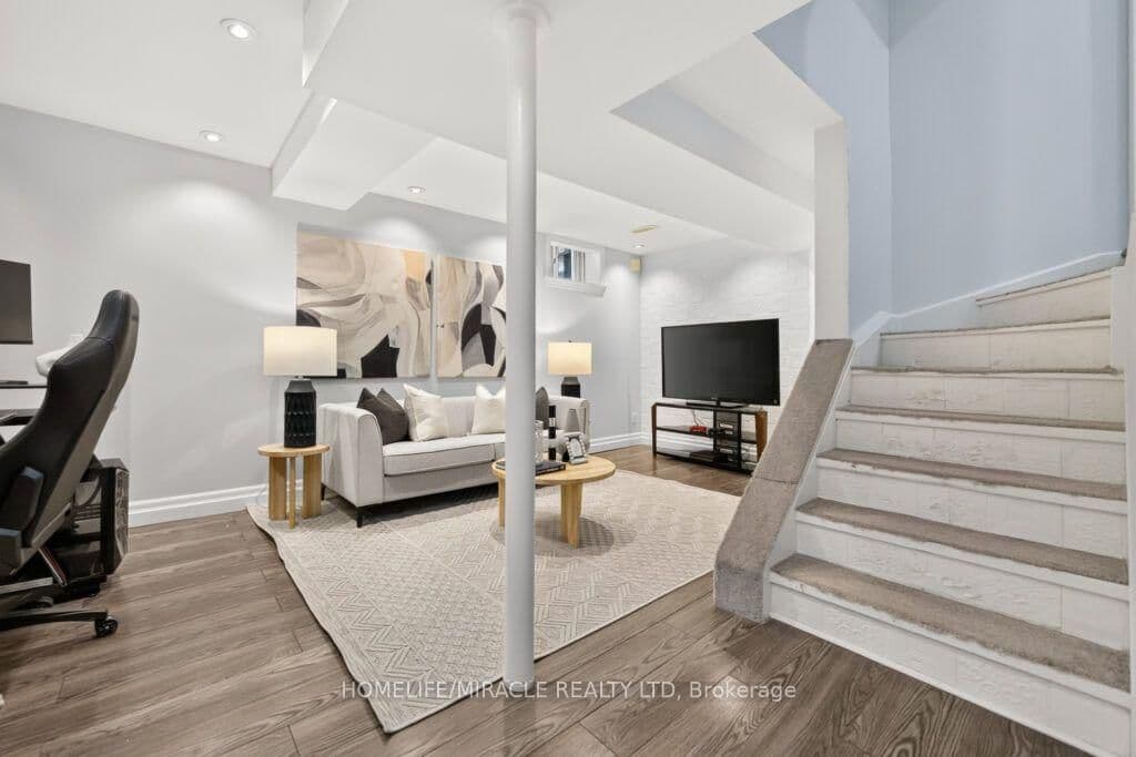 59 Dawson Crescent thumbnail 29