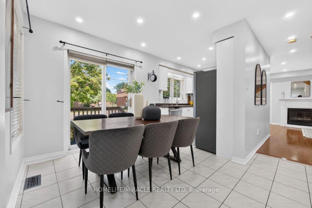 59 Dawson Crescent thumbnail 6