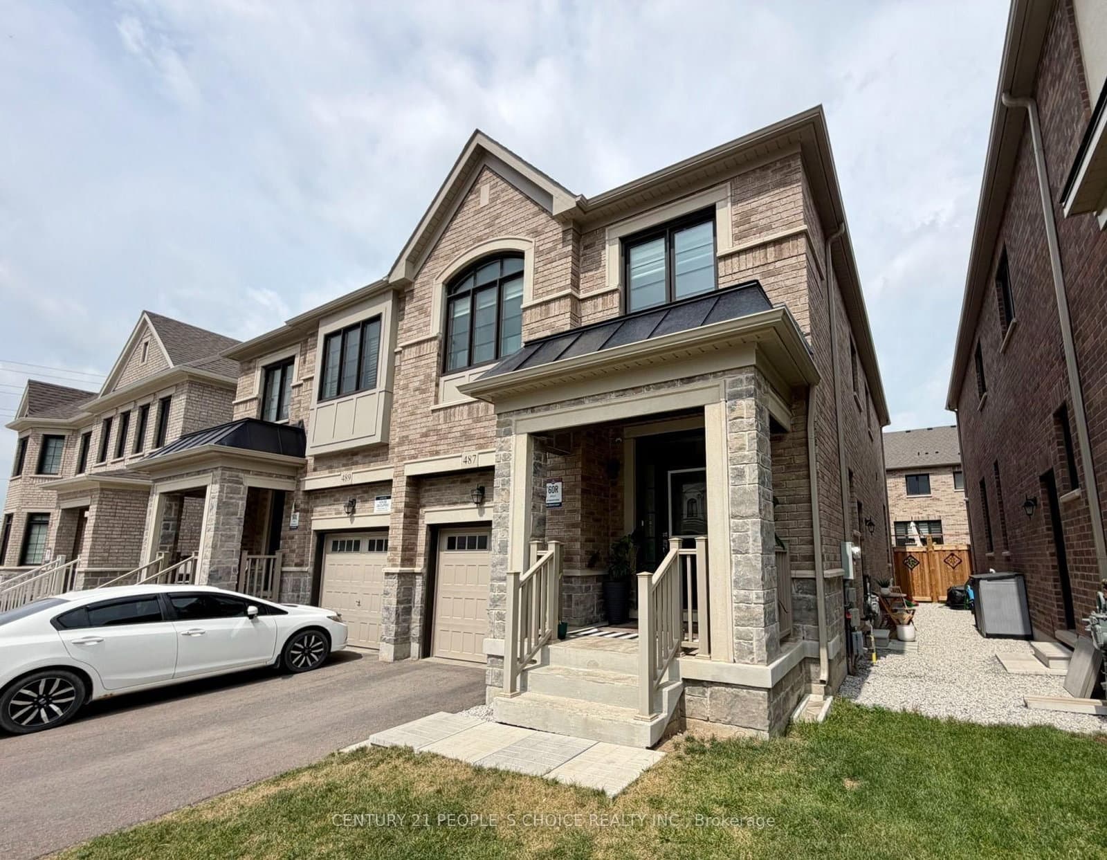 487 Bergamot Avenue thumbnail 32