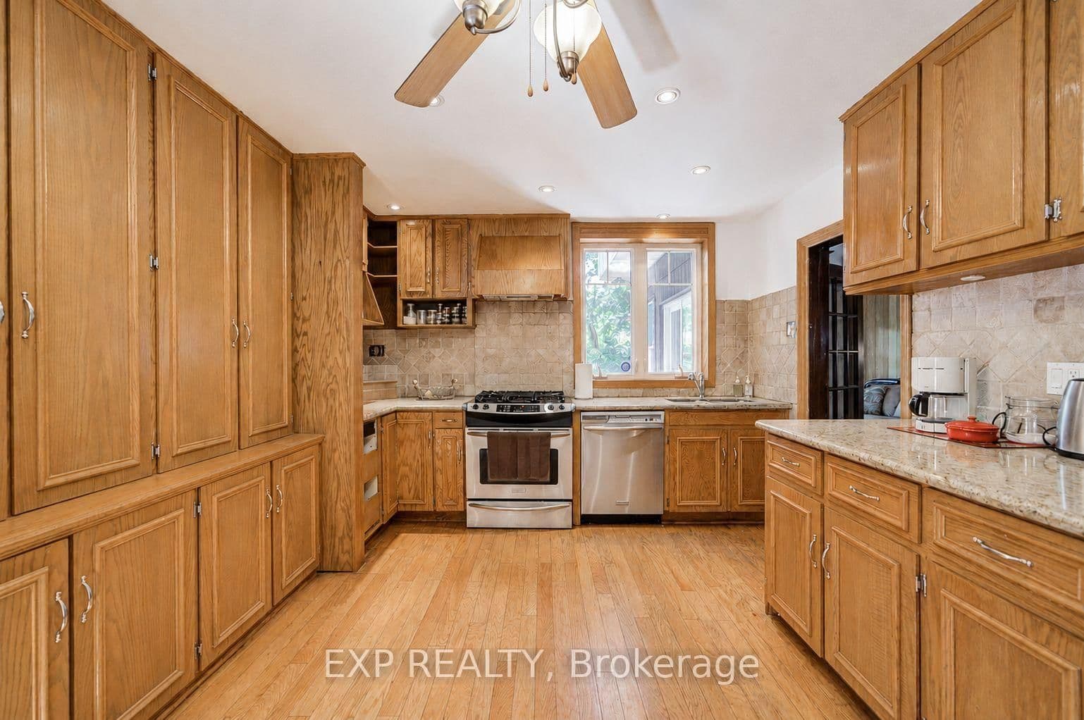 10 King Street Crescent thumbnail 19