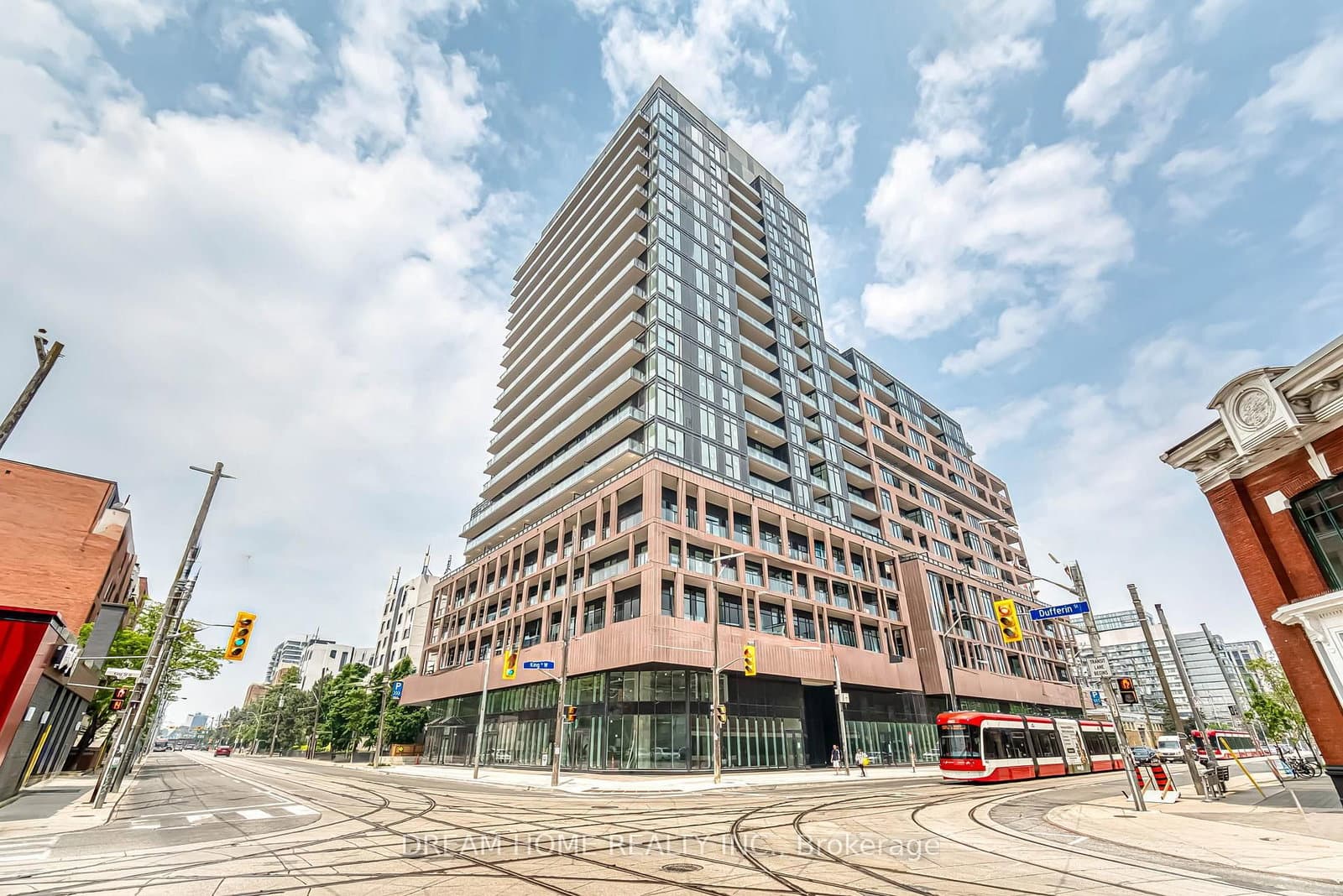 285 Dufferin Street, Unit 705 - Image 1