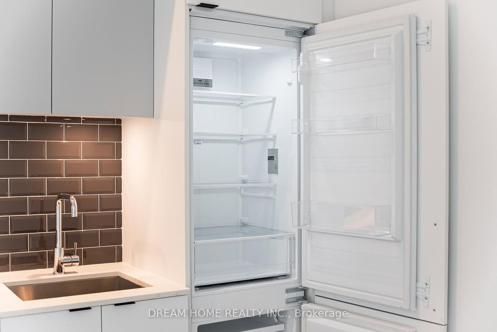 285 Dufferin Street, Unit 705 thumbnail 12