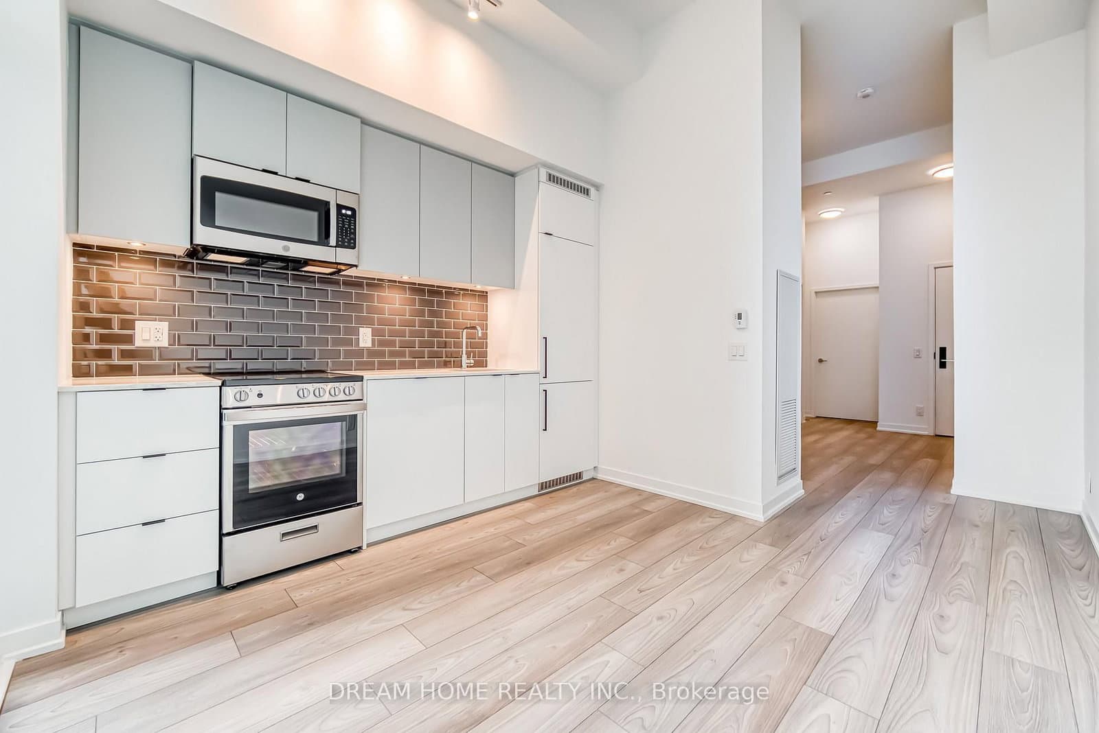 285 Dufferin Street, Unit 705 thumbnail 16
