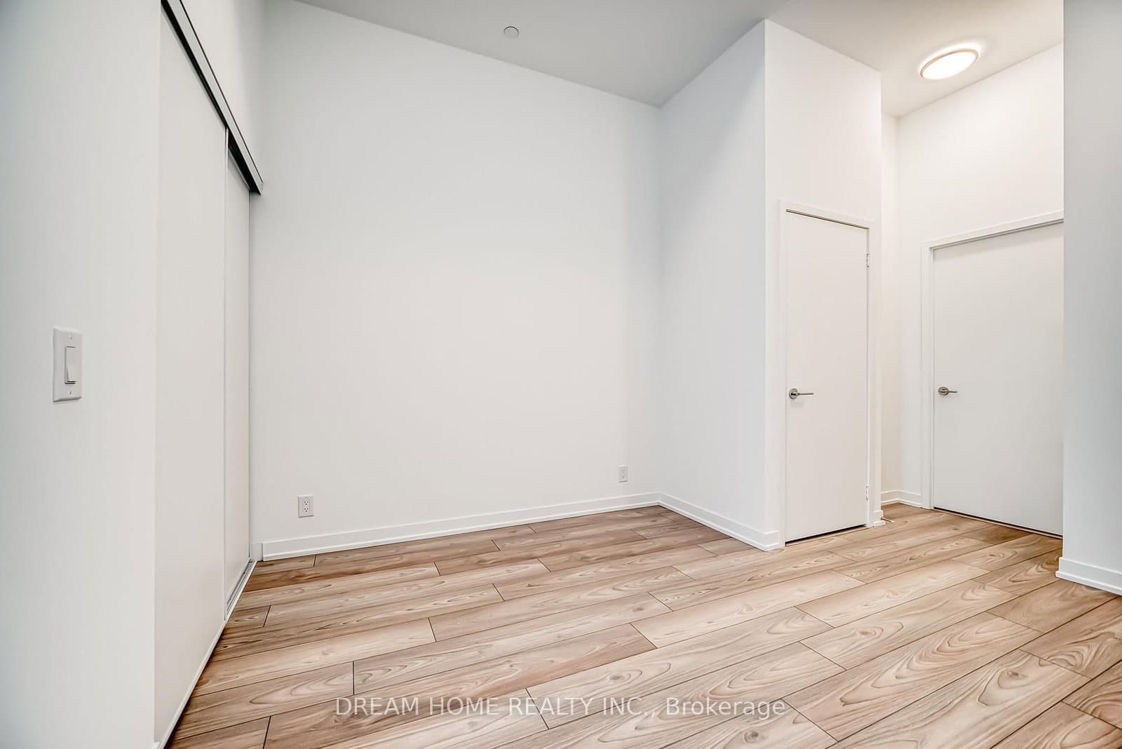 285 Dufferin Street, Unit 705 thumbnail 23