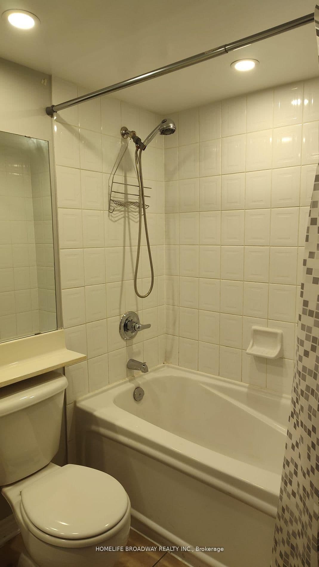 33 Elm Drive W, Unit 1802 thumbnail 10