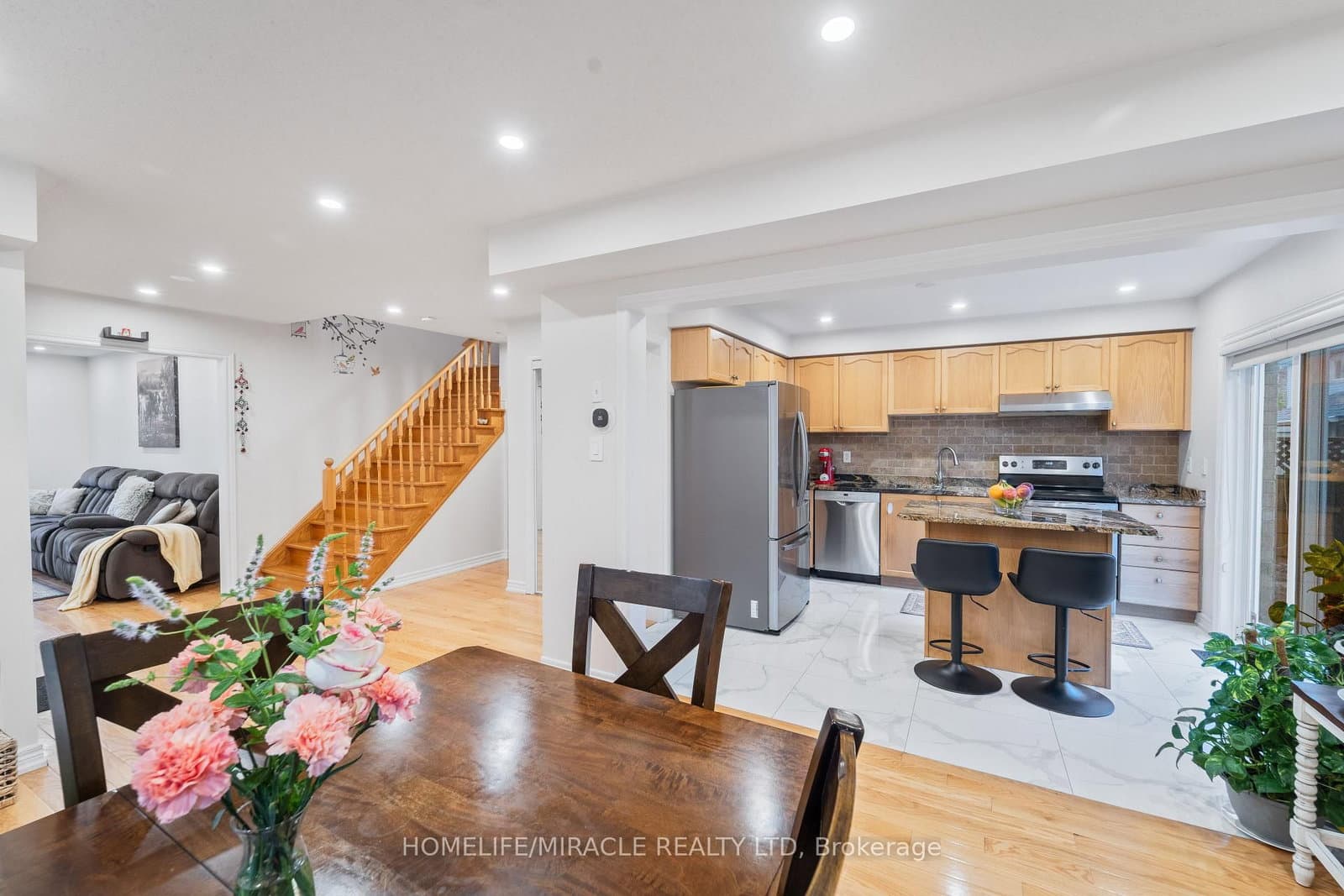 324 Edenbrook Hill Drive thumbnail 11