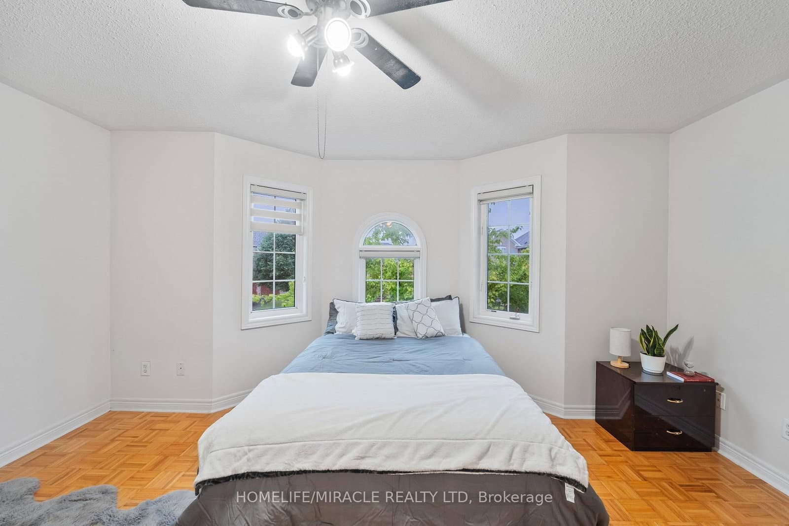 324 Edenbrook Hill Drive thumbnail 18