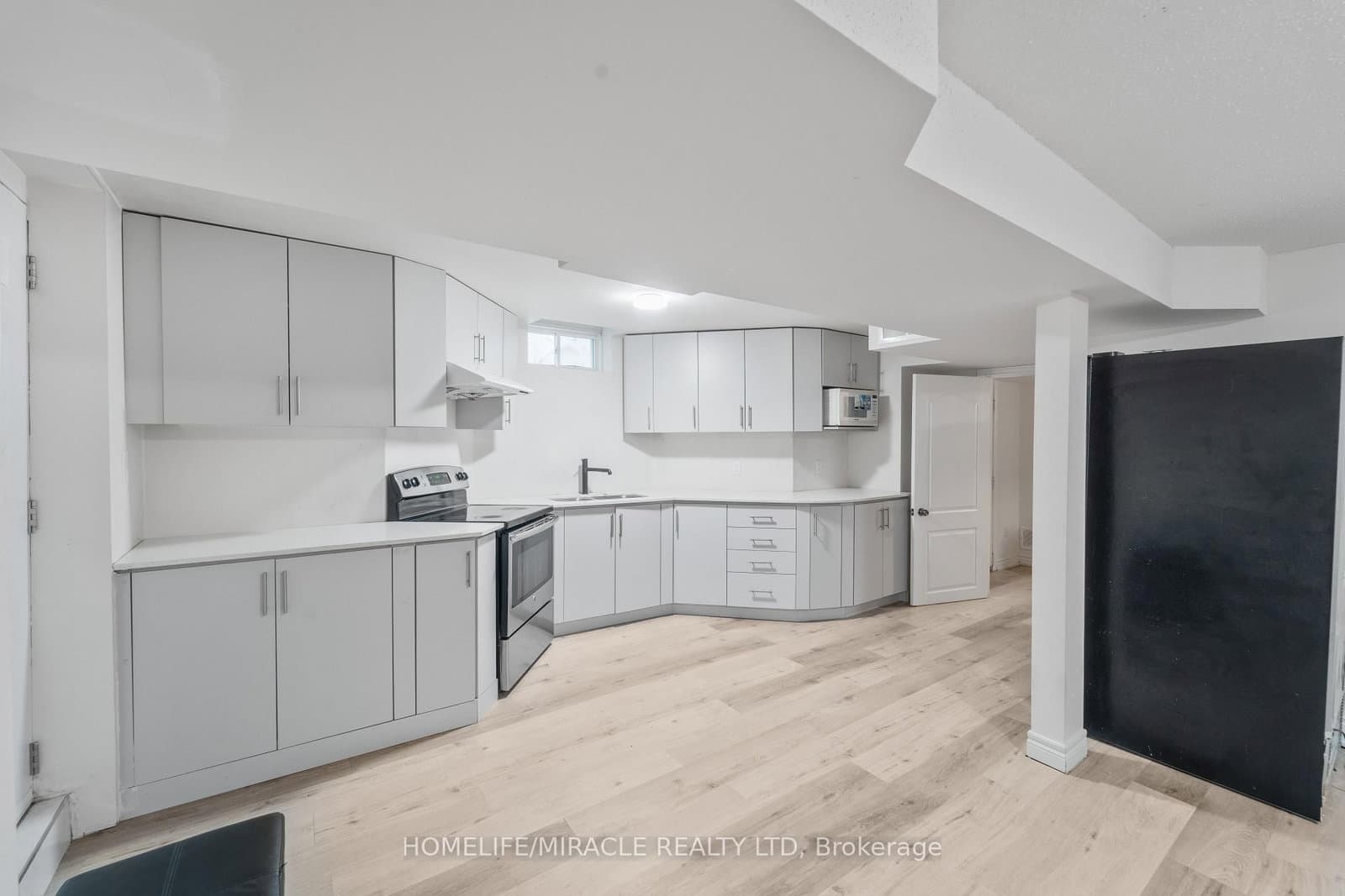 324 Edenbrook Hill Drive thumbnail 28