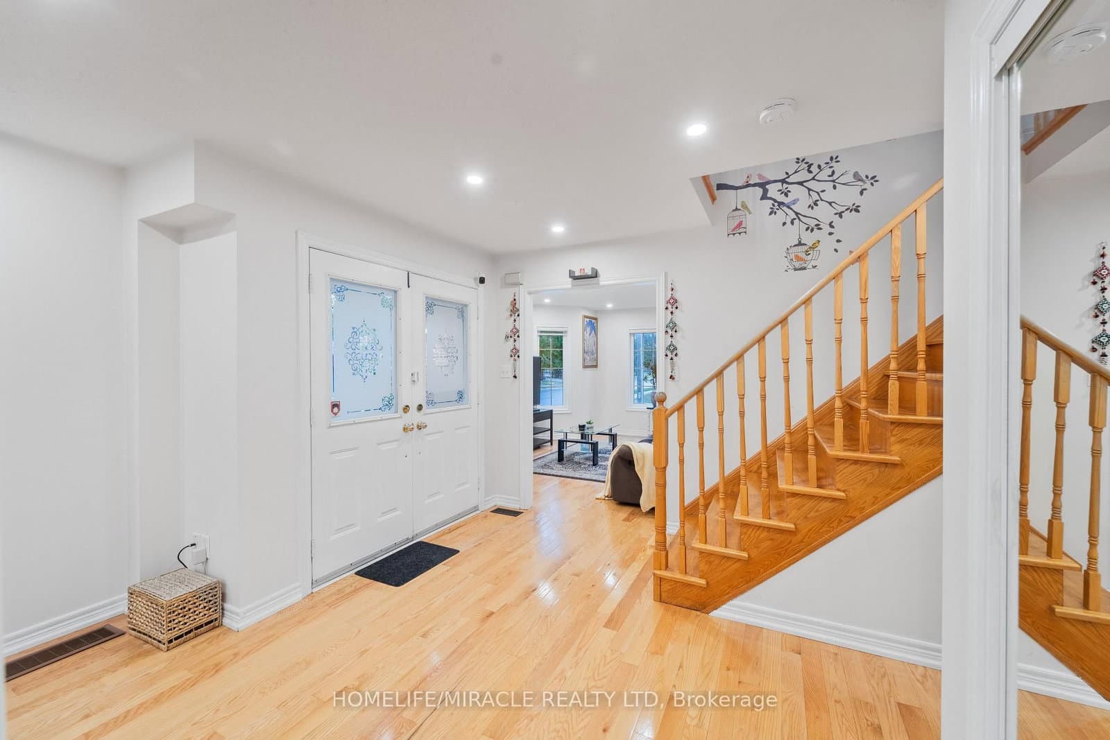 324 Edenbrook Hill Drive thumbnail 6